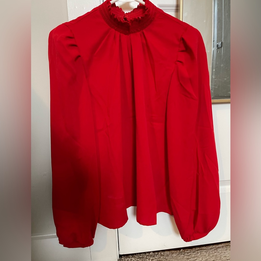Selling never worn work shirt!